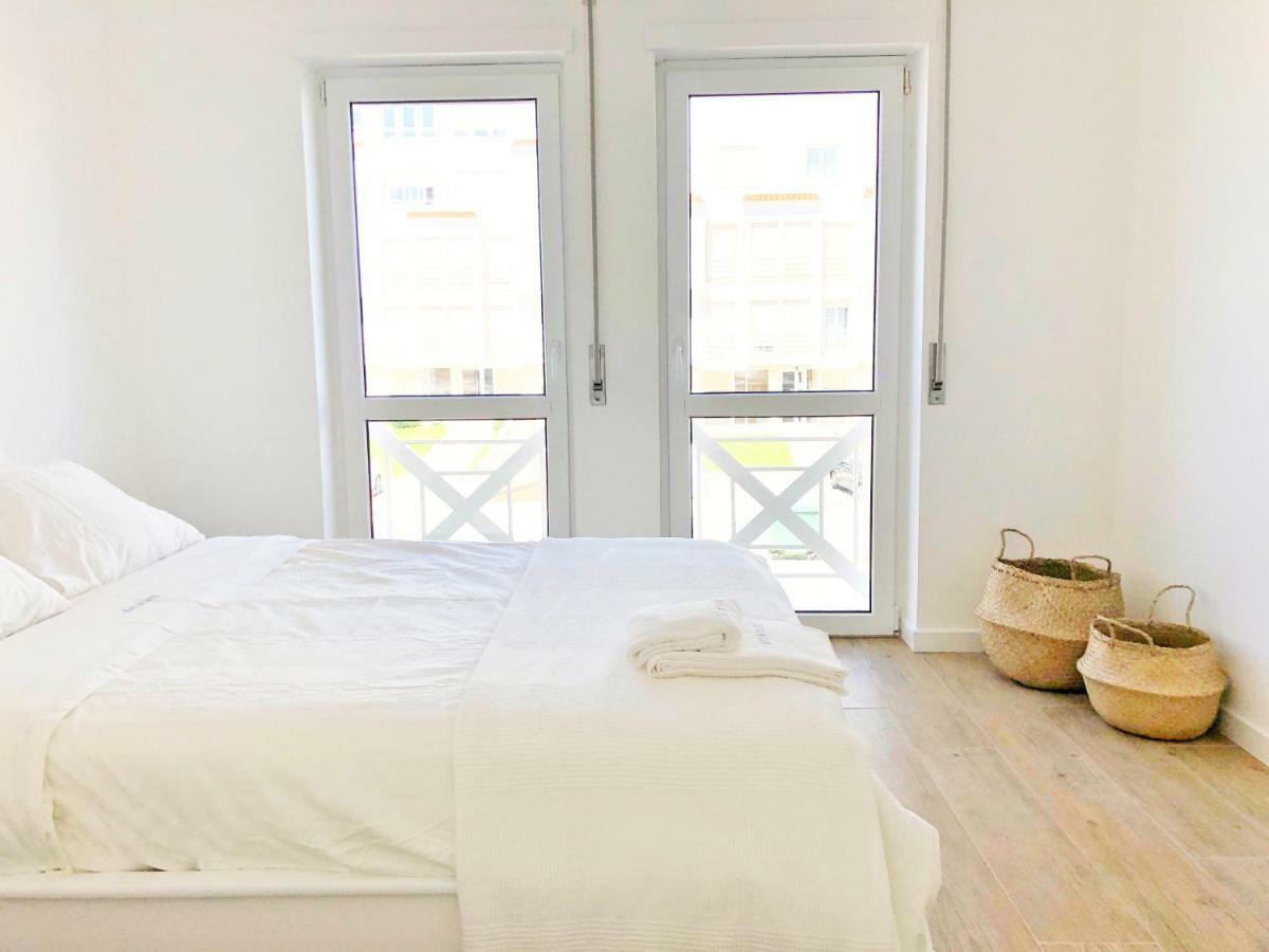 Ferienwohnung Bay House Baleal - Surfboard Included Ferrel  Exterior foto